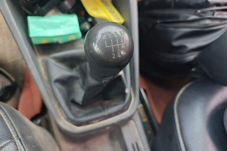 Used Volkswagen Jetta 2017 1.4L Manual Fashion Edition Gear Lever