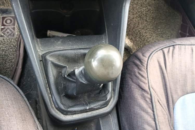 Used Volkswagen Jetta 2017 1.4L Manual Fashion Edition Gear Lever