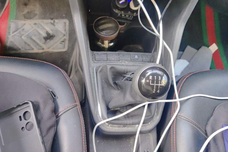 Used Volkswagen Jetta 2017 1.5L Manual Comfort Model Gear Lever