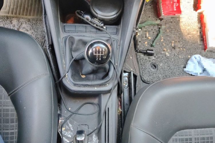 Used Volkswagen Jetta 2017 1.5L Manual Comfort Model Gear Lever