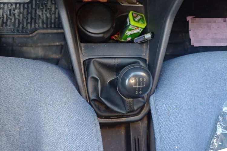 Used Volkswagen Jetta 2017 1.4L Manual Fashion Edition Gear Lever
