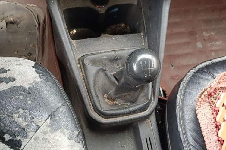 Used Volkswagen Jetta 2017 1.4L Manual Fashion Edition Gear Lever