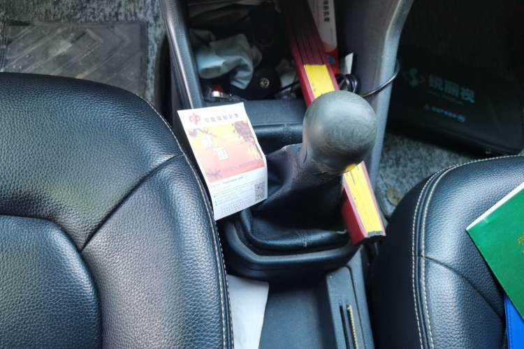 Used Volkswagen Jetta 2017 1.5L Manual Fashion Edition Gear Lever