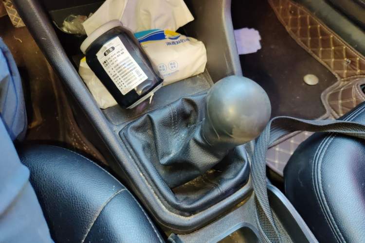 Used Volkswagen Jetta 2017 1.4L Manual Fashion Edition Gear Lever