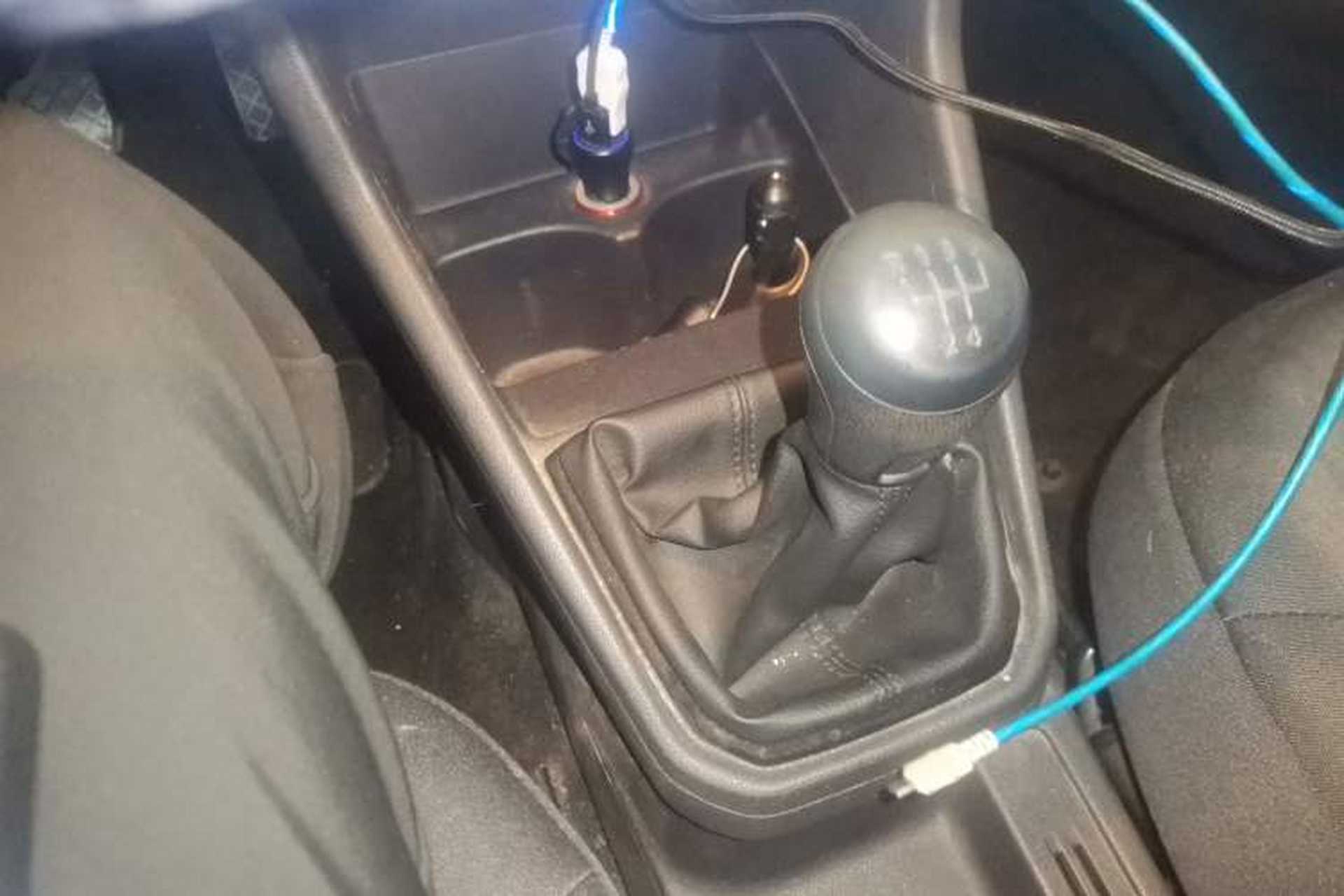 Used Volkswagen Jetta 2017 1.5L Manual Fashion Edition Gear Lever