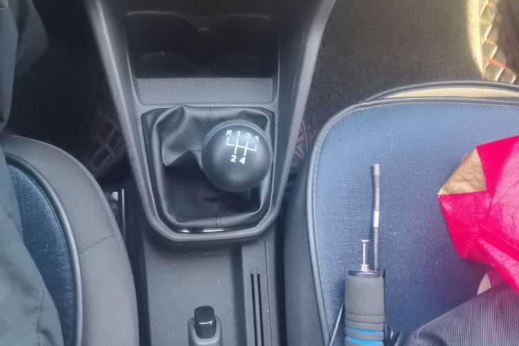 Used Volkswagen Jetta 2017 1.4L Manual Fashion Edition Gear Lever
