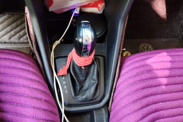 Used Volkswagen Jetta 2017 1.5L Automatic Fashion Model Gear Lever