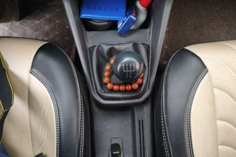 Used Volkswagen Jetta 2017 1.4L Manual Fashion Edition Gear Lever