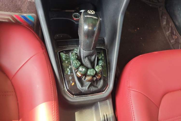 Used Volkswagen Jetta 2017 1.5L Automatic Comfort Model Gear Lever