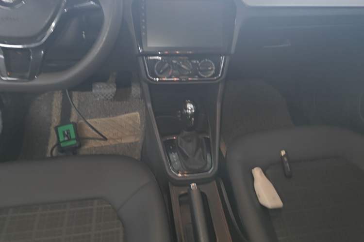 Used Volkswagen Jetta 2017 1.5L Automatic Comfort Model Gear Lever