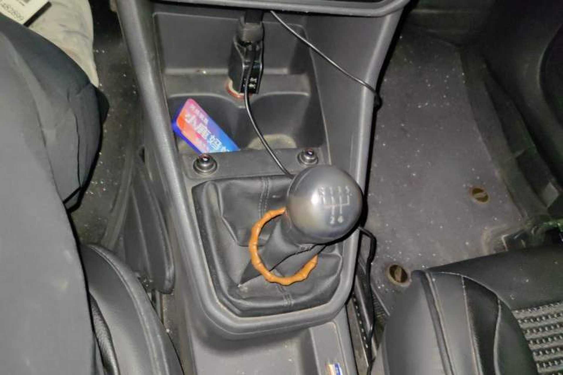 Used Volkswagen Jetta 2017 1.5L Manual Fashion Edition Gear Lever