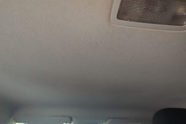 Used Volkswagen Jetta 2017 1.4L Manual Fashion Edition Headliner