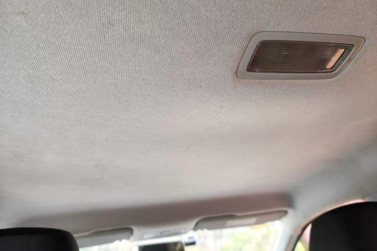 Used Volkswagen Jetta 2017 1.4L Manual Fashion Edition Headliner