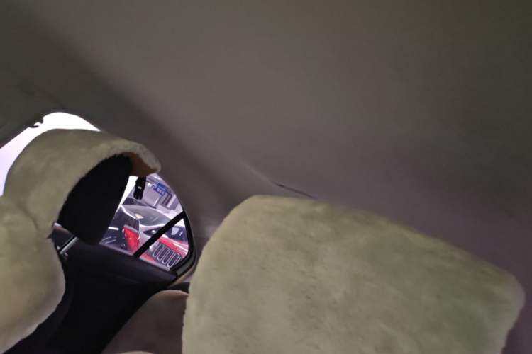 Used Volkswagen Jetta 2017 1.4L Manual Fashion Edition Headliner