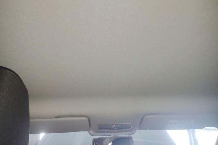 Used Volkswagen Jetta 2017 1.5L Manual Fashion Edition Headliner
