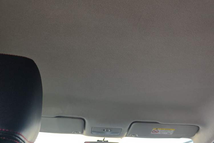 Used Volkswagen Jetta 2017 1.4L Manual Fashion Edition Headliner