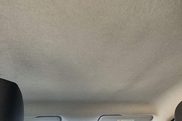 Used Volkswagen Jetta 2017 1.5L Manual Fashion Edition Headliner