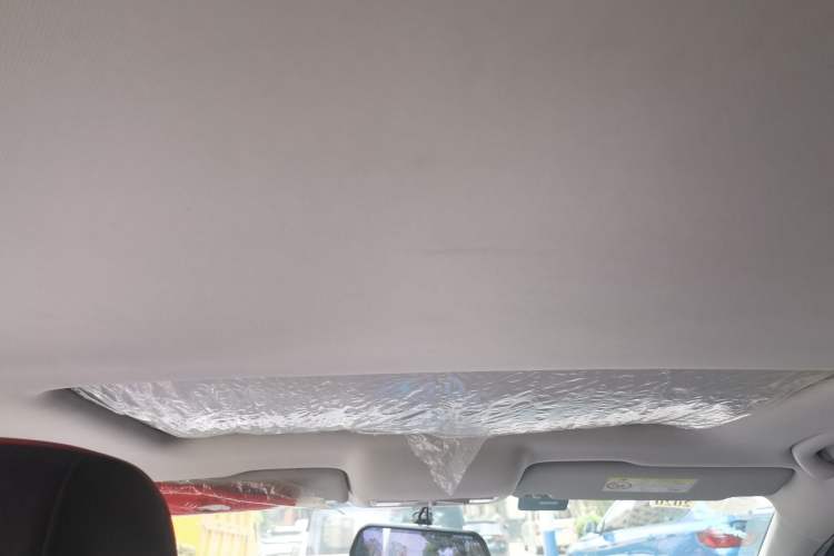 Used Volkswagen Jetta 2017 1.5L Manual Comfort Model Headliner