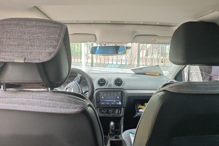 Used Volkswagen Jetta 2017 1.5L Automatic Comfort Model Headliner