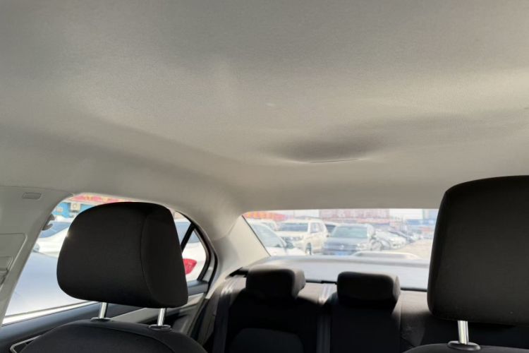 Used Volkswagen Jetta 2017 1.4L Manual Fashion Edition Headliner