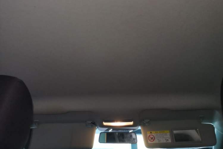 Used Volkswagen Jetta 2017 1.4L Manual Fashion Edition Headliner