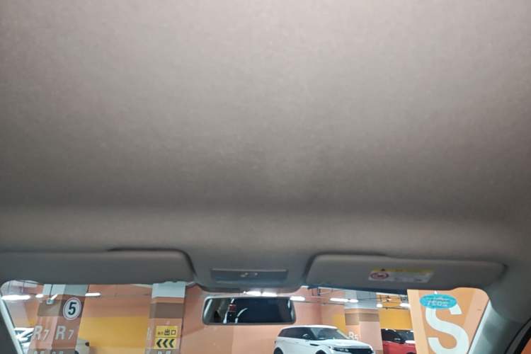 Used Volkswagen Jetta 2017 1.4L Manual Fashion Edition Headliner