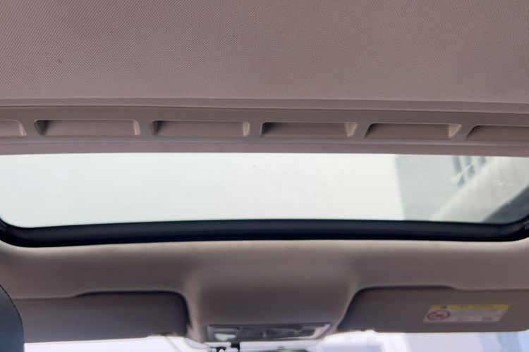 Used Volkswagen Jetta 2017 1.5L Automatic Comfort Model Headliner