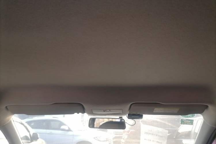 Used Volkswagen Jetta 2017 1.4L Manual Fashion Edition Headliner