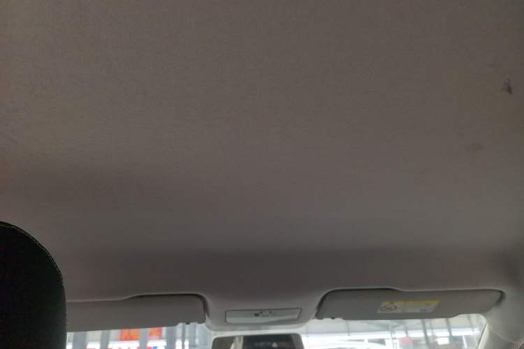 Used Volkswagen Jetta 2017 1.4L Manual Fashion Edition Headliner