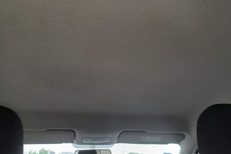 Used Volkswagen Jetta 2017 1.5L Manual Fashion Edition Headliner