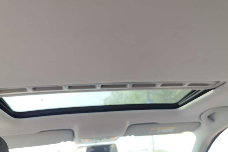 Used Volkswagen Jetta 2017 1.5L Automatic Comfort Model Headliner