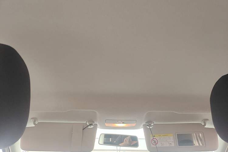 Used Volkswagen Jetta 2017 1.4L Manual Fashion Edition Headliner