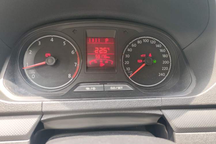 Used Volkswagen Jetta 2017 1.5L Automatic Fashion Model Instrument Cluster