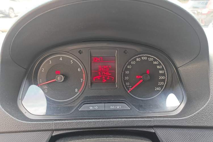 Used Volkswagen Jetta 2017 1.4L Manual Fashion Edition Instrument Cluster