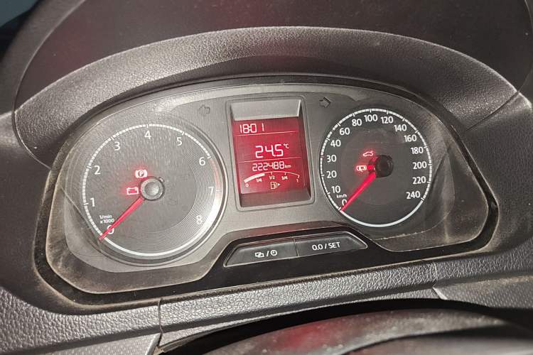 Used Volkswagen Jetta 2017 1.4L Manual Fashion Edition Instrument Cluster