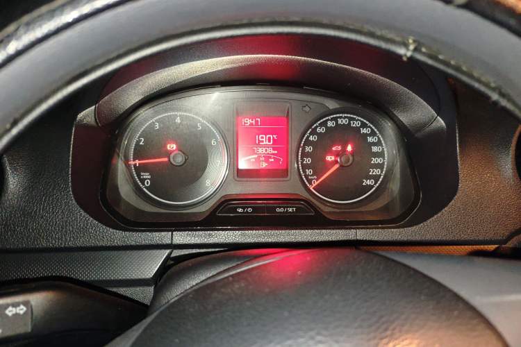 Used Volkswagen Jetta 2017 1.5L Manual Fashion Edition Instrument Cluster