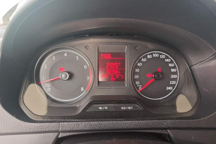 Used Volkswagen Jetta 2017 1.4L Manual Fashion Edition Instrument Cluster