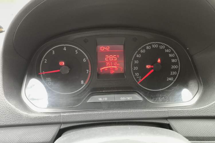 Used Volkswagen Jetta 2017 1.5L Manual Fashion Edition Instrument Cluster