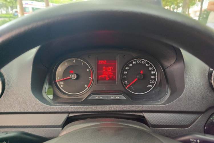 Used Volkswagen Jetta 2017 1.5L Manual Fashion Edition Instrument Cluster