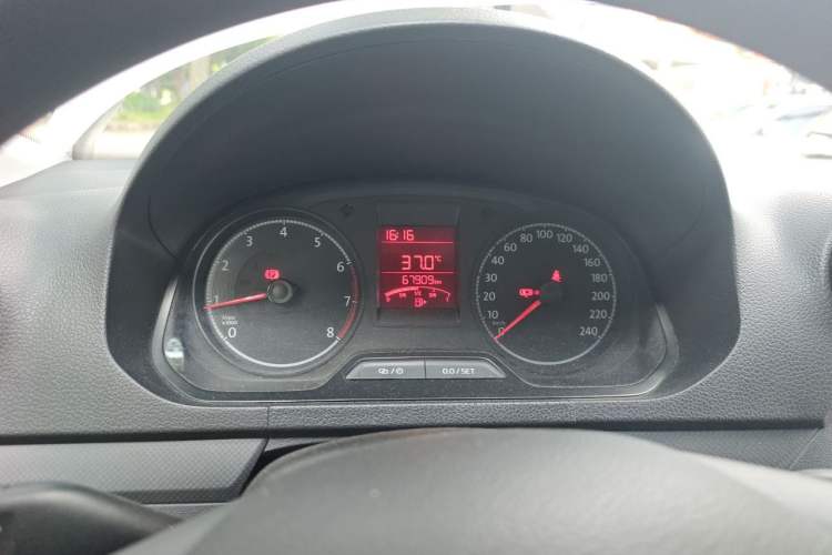 Used Volkswagen Jetta 2017 1.5L Manual Fashion Edition Instrument Cluster