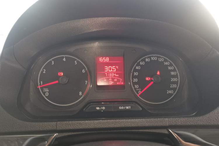 Used Volkswagen Jetta 2017 1.5L Manual Fashion Edition Instrument Cluster