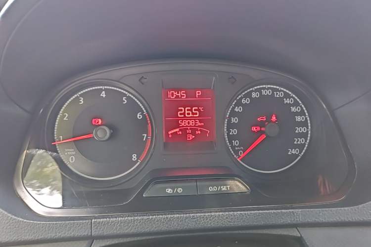 Used Volkswagen Jetta 2017 1.5L Automatic Fashion Model Instrument Cluster