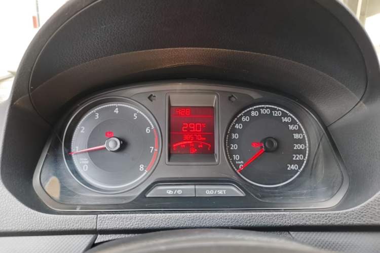 Used Volkswagen Jetta 2017 1.5L Manual Fashion Edition Instrument Cluster