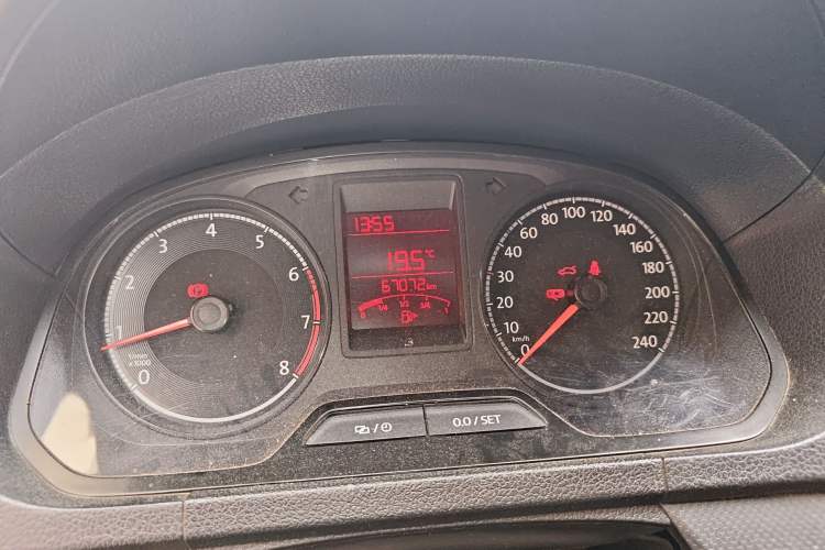 Used Volkswagen Jetta 2017 1.4L Manual Fashion Edition Instrument Cluster