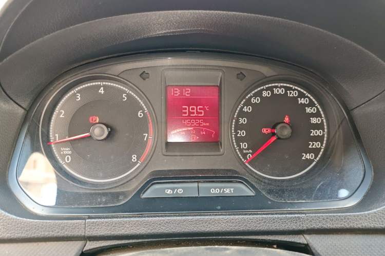 Used Volkswagen Jetta 2017 1.4L Manual Fashion Edition Instrument Cluster