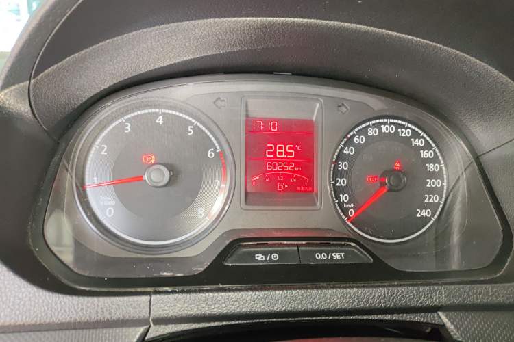 Used Volkswagen Jetta 2017 1.5L Manual Fashion Edition Instrument Cluster