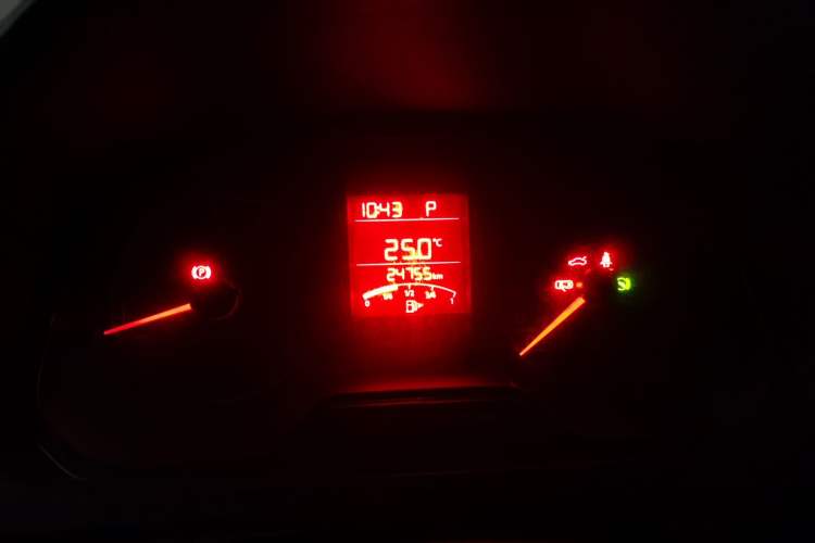 Used Volkswagen Jetta 2017 1.5L Automatic Fashion Model Instrument Cluster