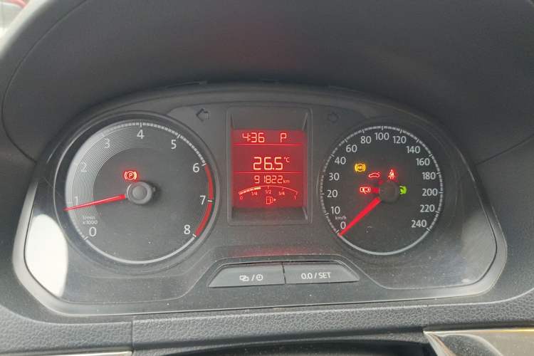 Used Volkswagen Jetta 2017 1.5L Automatic Fashion Model Instrument Cluster