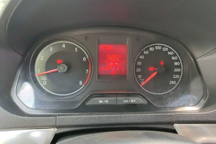 Used Volkswagen Jetta 2017 1.5L Manual Fashion Edition Instrument Cluster