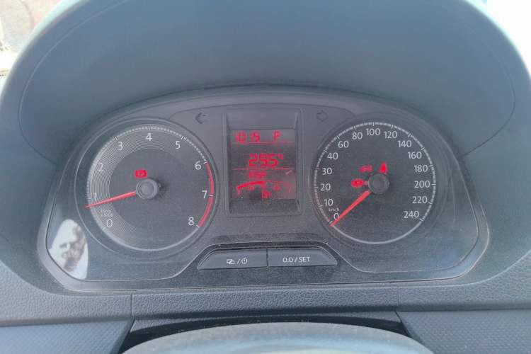 Used Volkswagen Jetta 2017 1.5L Automatic Fashion Model Instrument Cluster